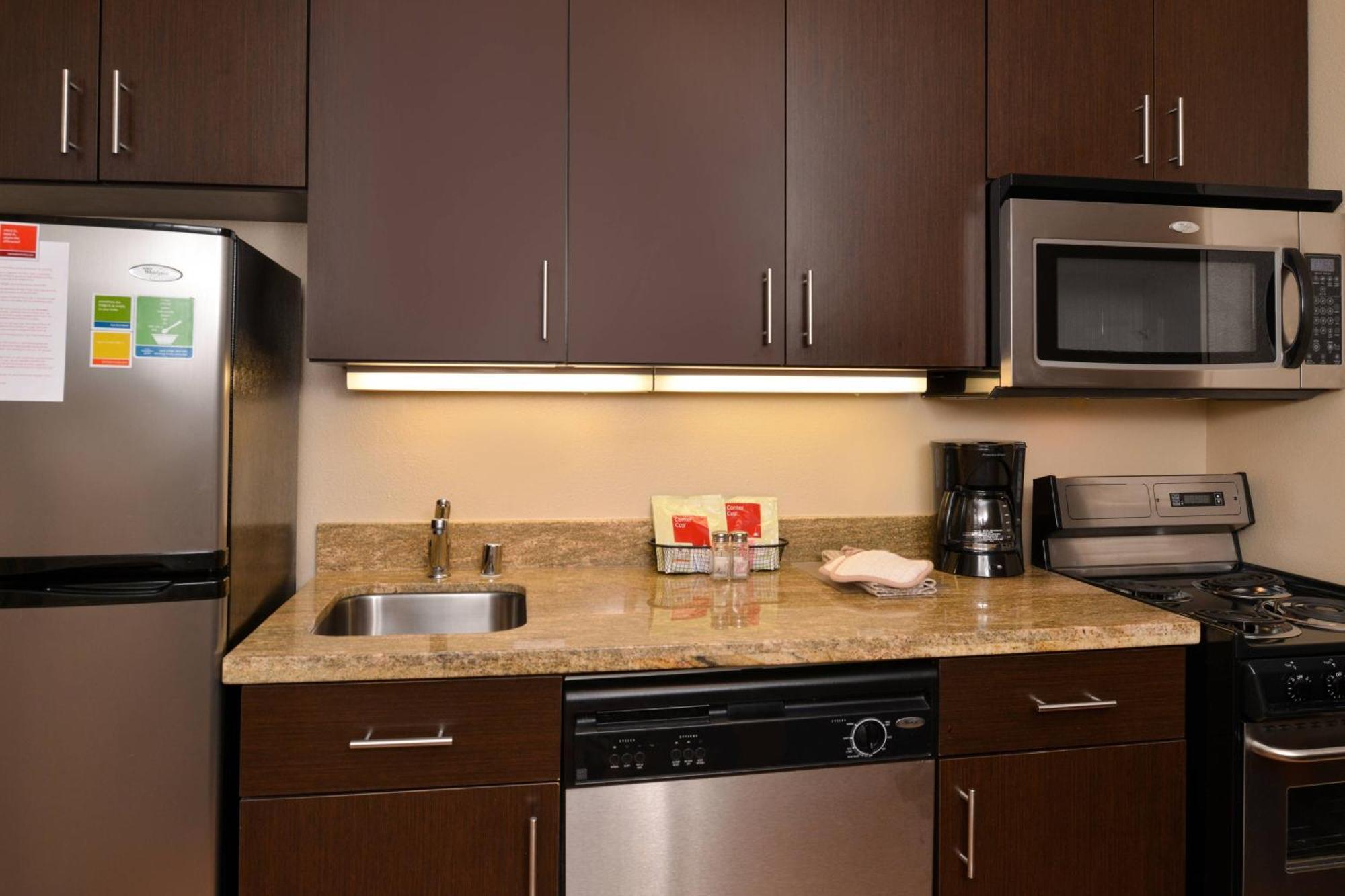 Towneplace Suites By Marriott Sacramento Розвилл Экстерьер фото